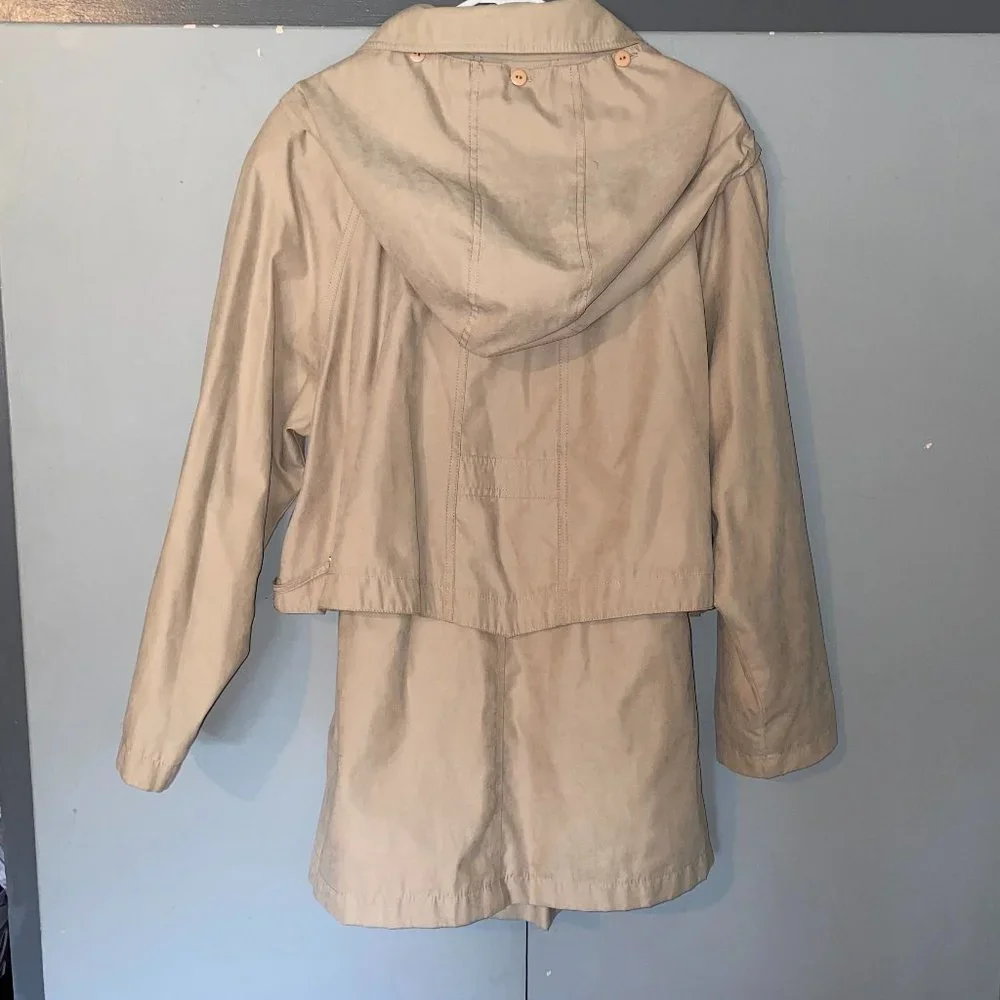 IZ Sport Tan Coat Jacket Size 18/20 Made in Egypt - Picture 2 of 9